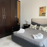 Lena Apartament
