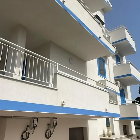 Apartment Lena *