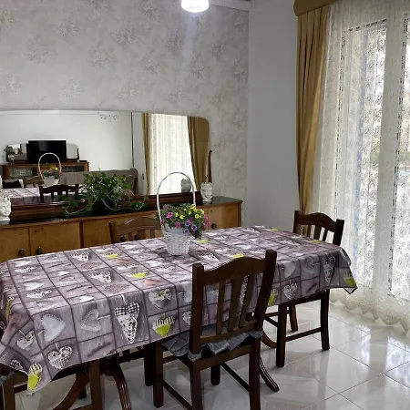 Apartment Lena